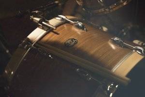 The Gretsch Catalina Maple review talks about the 30 degrees bearing edge.